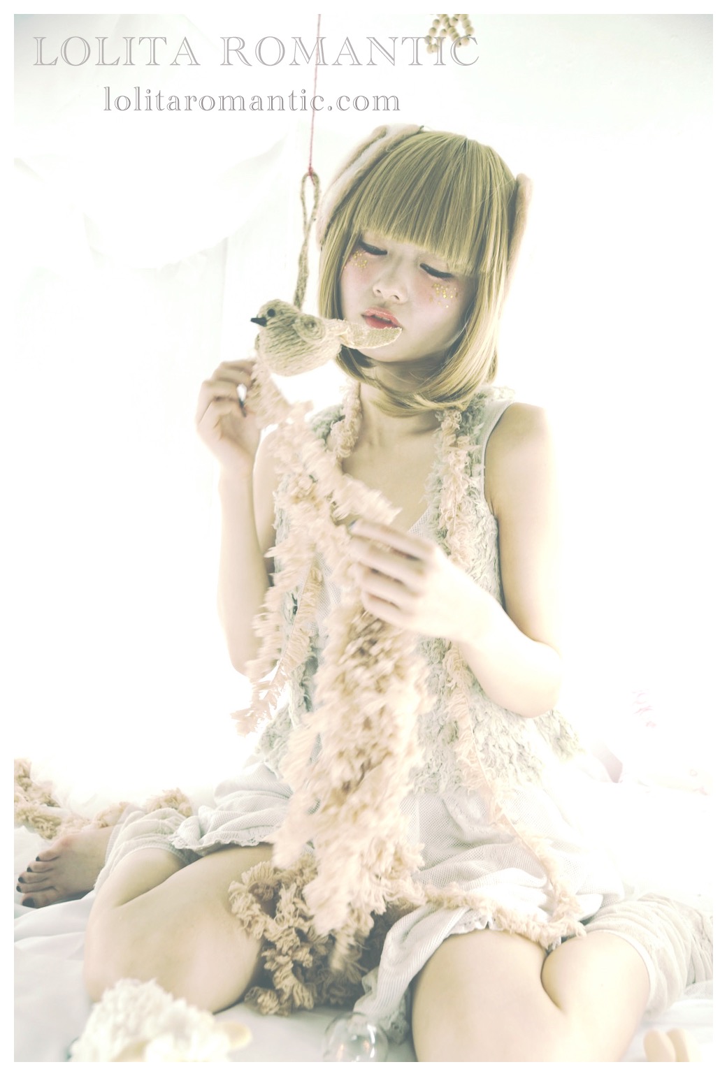 oyasumi-lolita-momoka-8